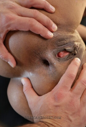 Kinky Anal 💦 (pee on me)